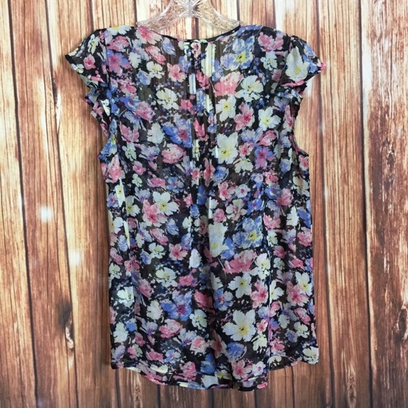 Elle Floral QuarterButton Flutter Sleeve Blouse Lightweight Summer Beach Small - Picture 3 of 6